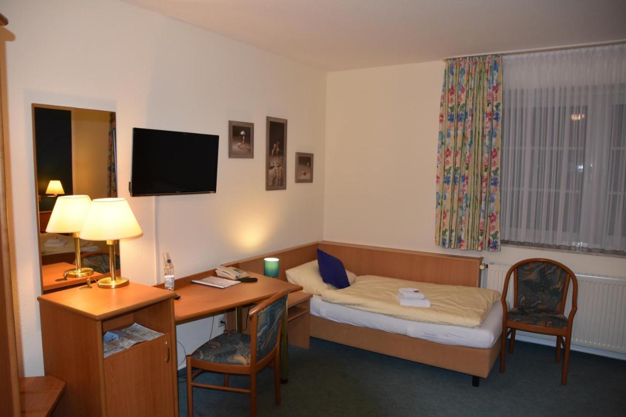 Hotel Zum Gesundbrunnen Bad Zwischenahn Ngoại thất bức ảnh